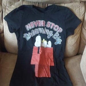 ❄️🏖🌷🍂 Blue Sky Black Snoopy Graphic Tee